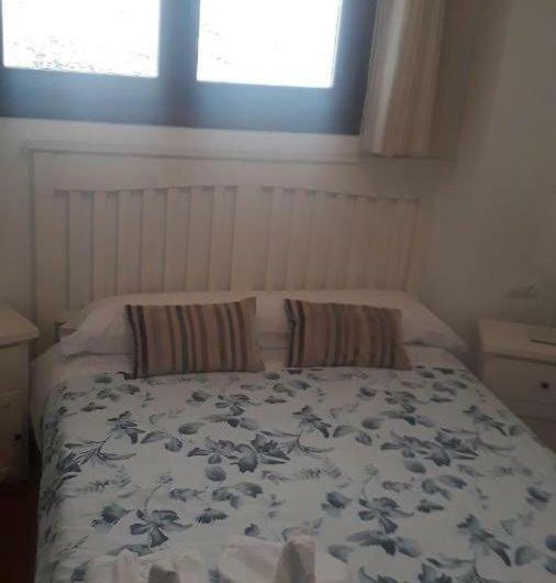 Hostal Los Ojos De Gabriel El Vallecillo ภายนอก รูปภาพ