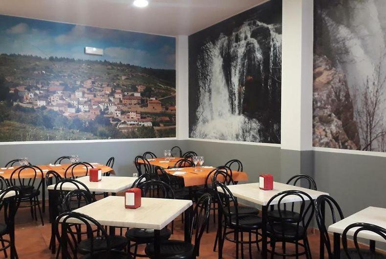 Hostal Los Ojos De Gabriel El Vallecillo ภายนอก รูปภาพ